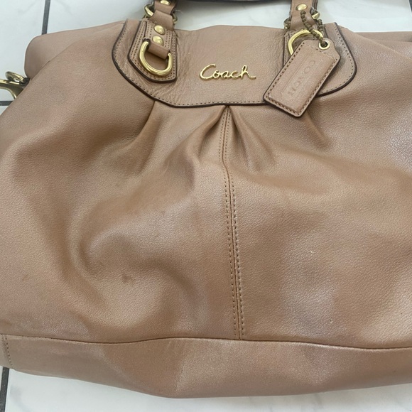 Coach Gold Handbag - Picture 4 of 8